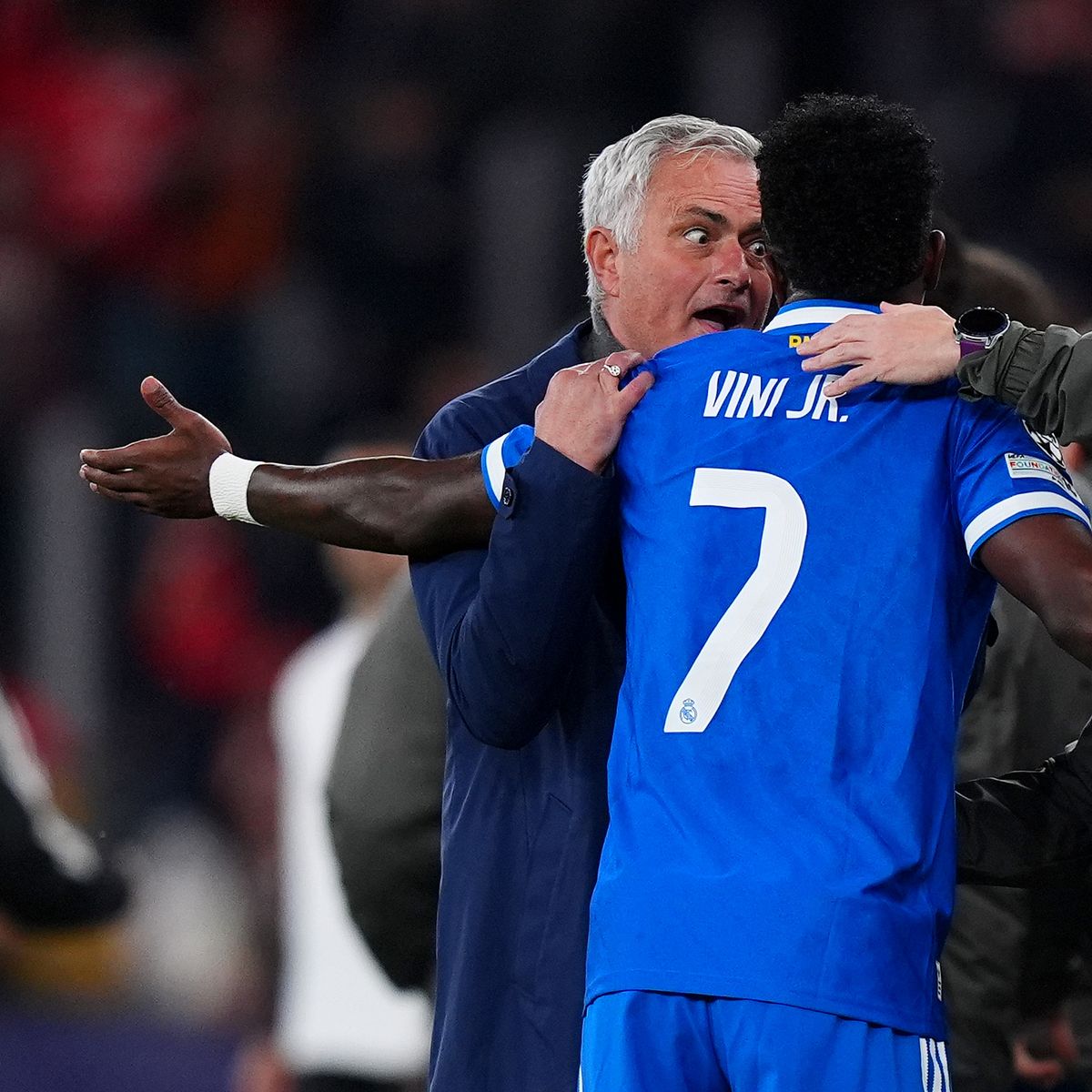 Ex-Real Madrid Player Urges Club to Sack Mourinho and Drop Vinicius Jr