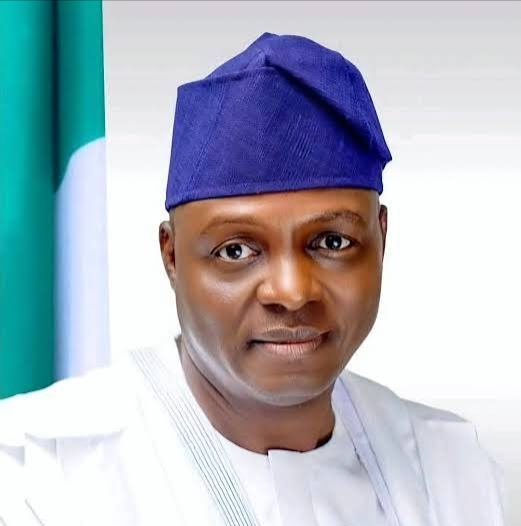 APC chairman dedicates “Politician of the year” award to Nigerians