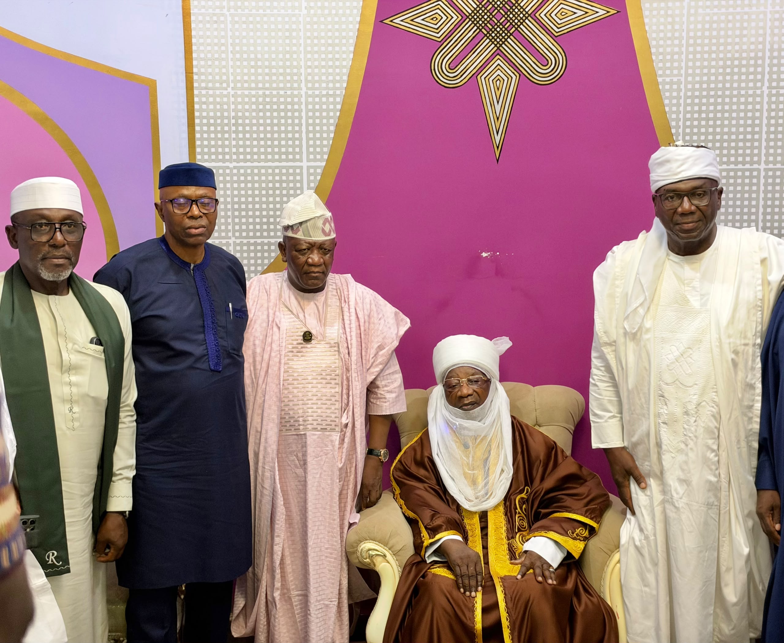 2027: PCC DG leads APC campaign chiefs to Ooni, Ilorin Emir on consultation for Tinubu